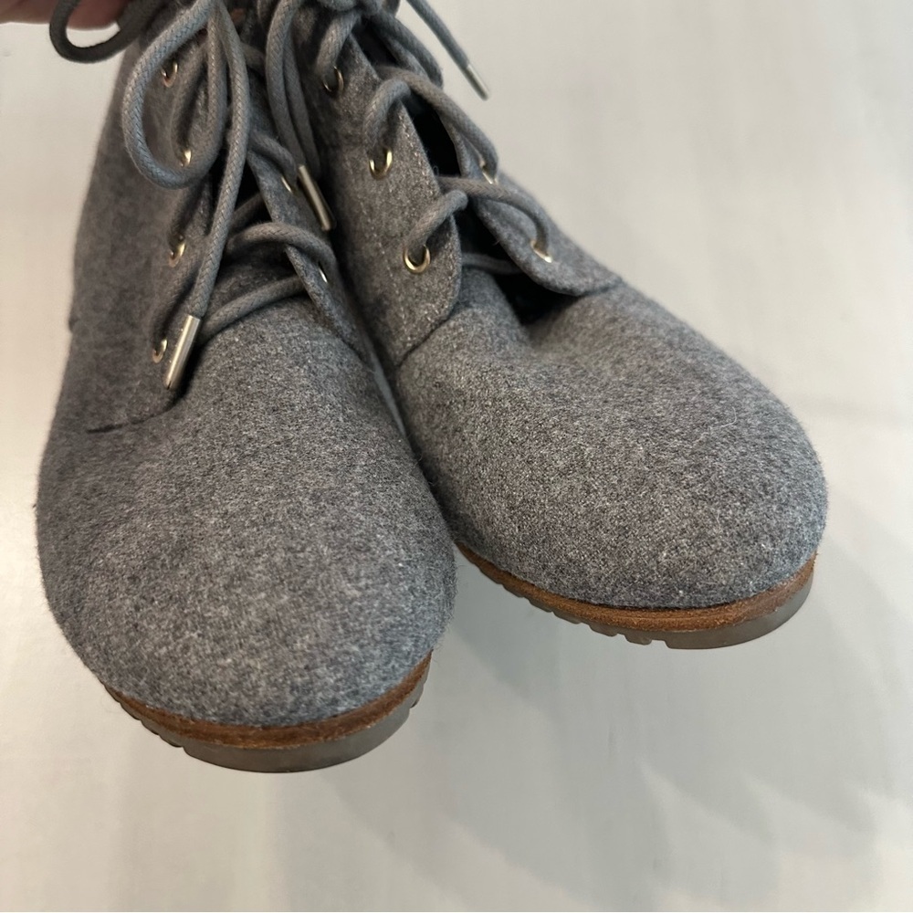 Dr. Scholl’s Shoes Women’s Lace Up Round Toe Gray Wool Wedge Booties Sz 11M GUC - Picture 10 of 13